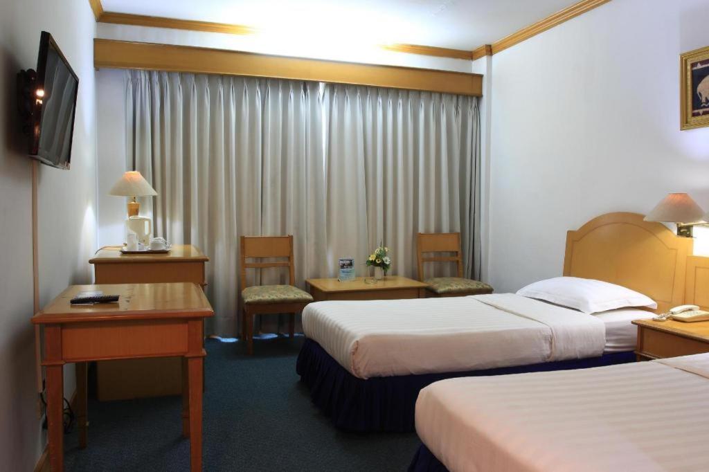 Hotel Marcopolo Bandar Lampung Exterior foto