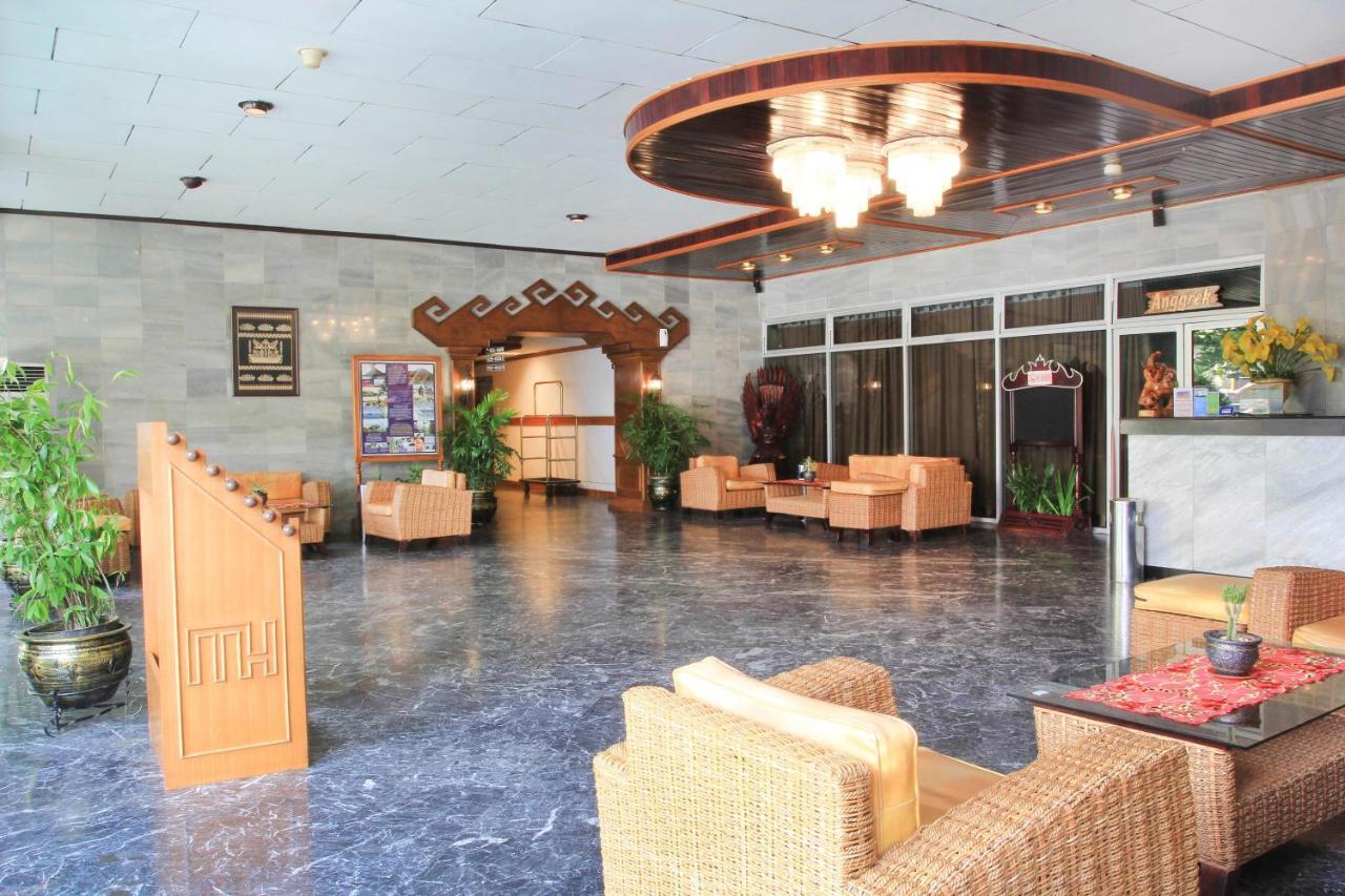 Hotel Marcopolo Bandar Lampung Exterior foto