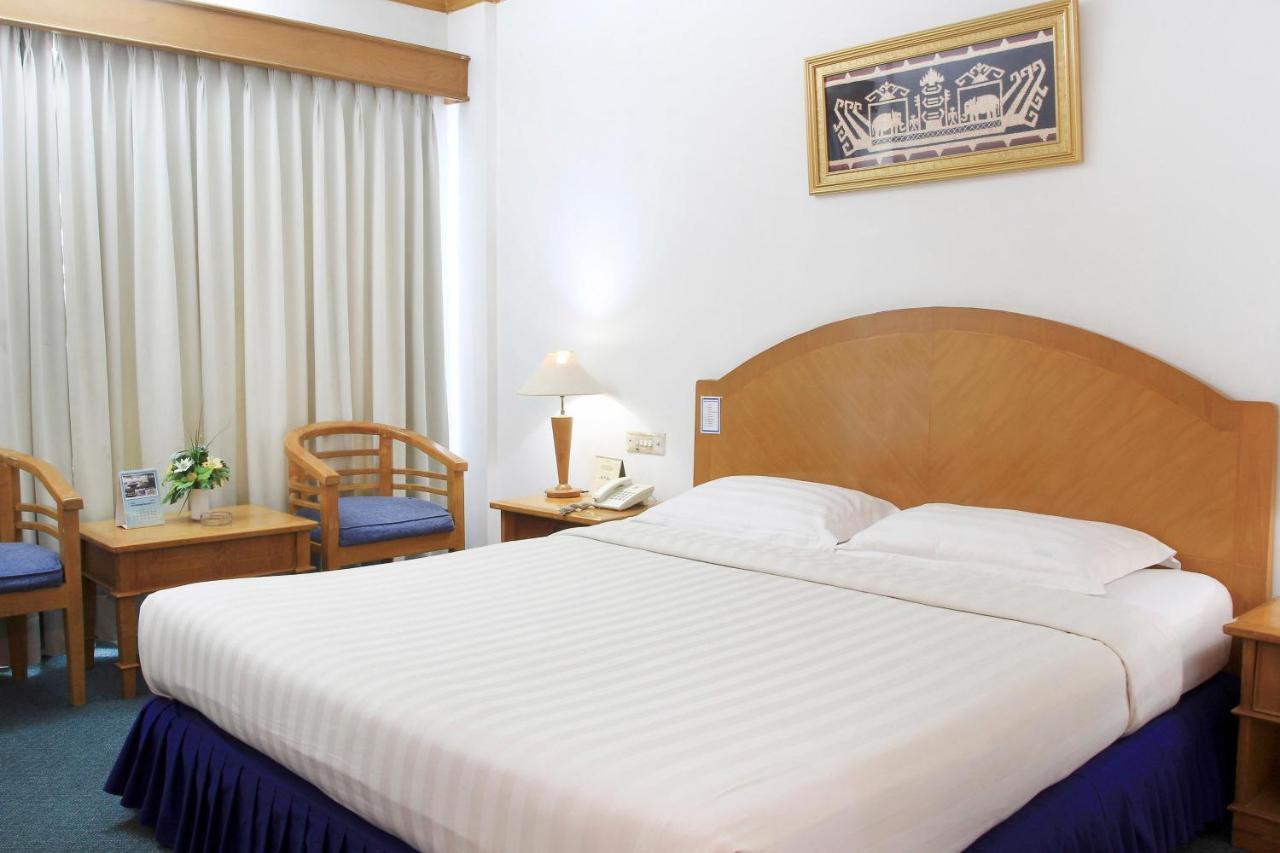 Hotel Marcopolo Bandar Lampung Exterior foto