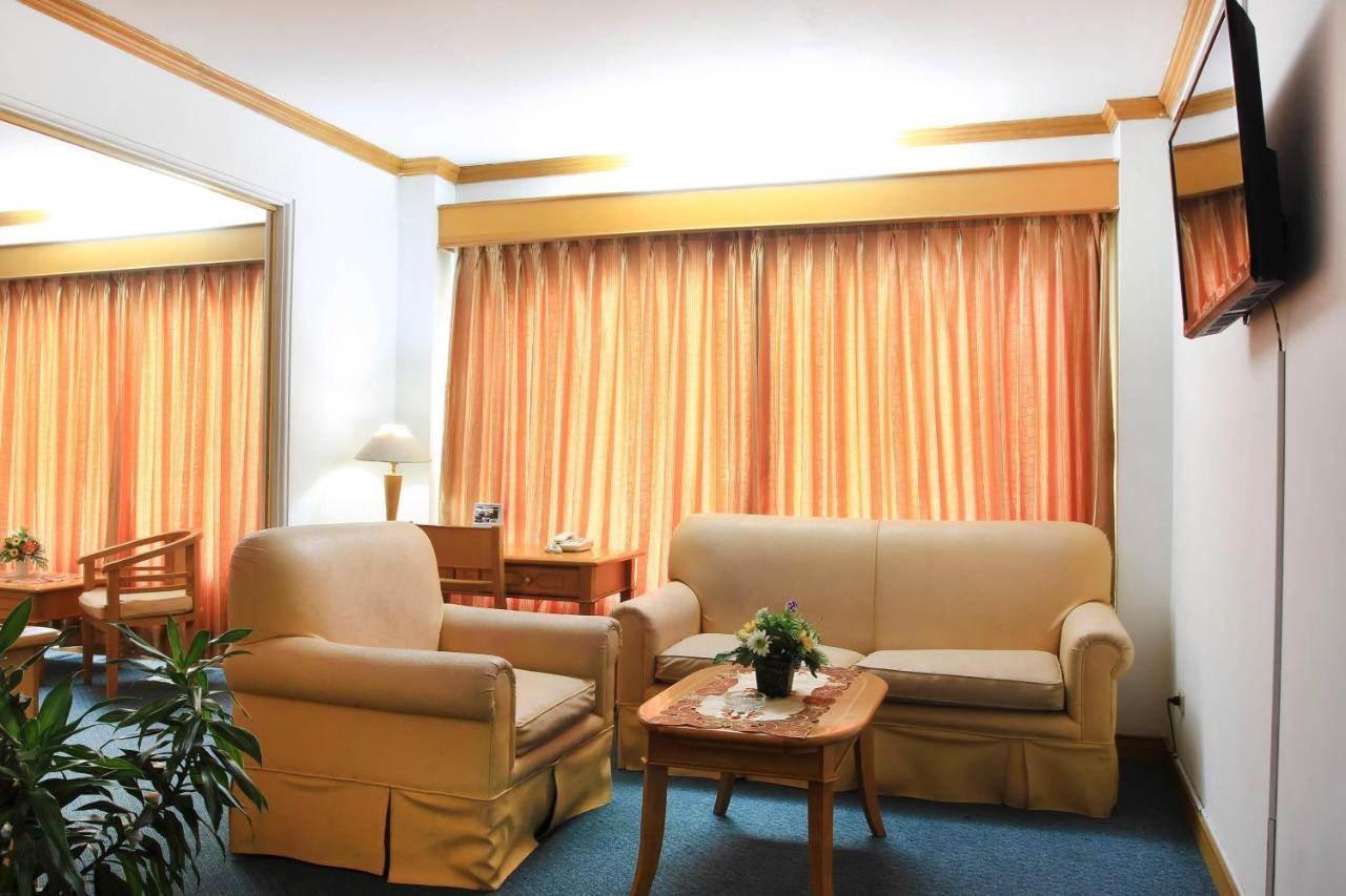 Hotel Marcopolo Bandar Lampung Exterior foto