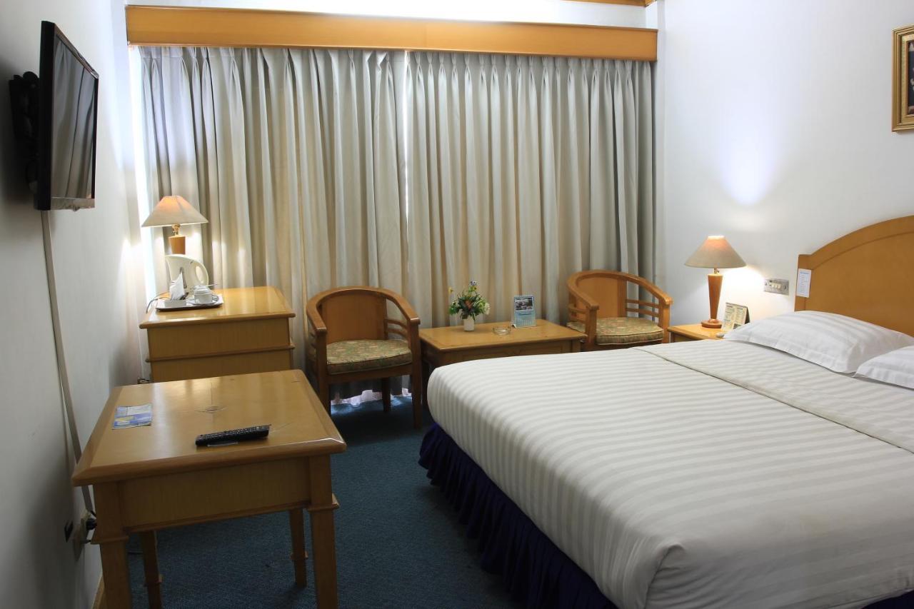 Hotel Marcopolo Bandar Lampung Exterior foto